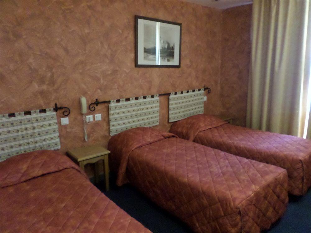 Brit Hotel Acacias Arles Dış mekan fotoğraf