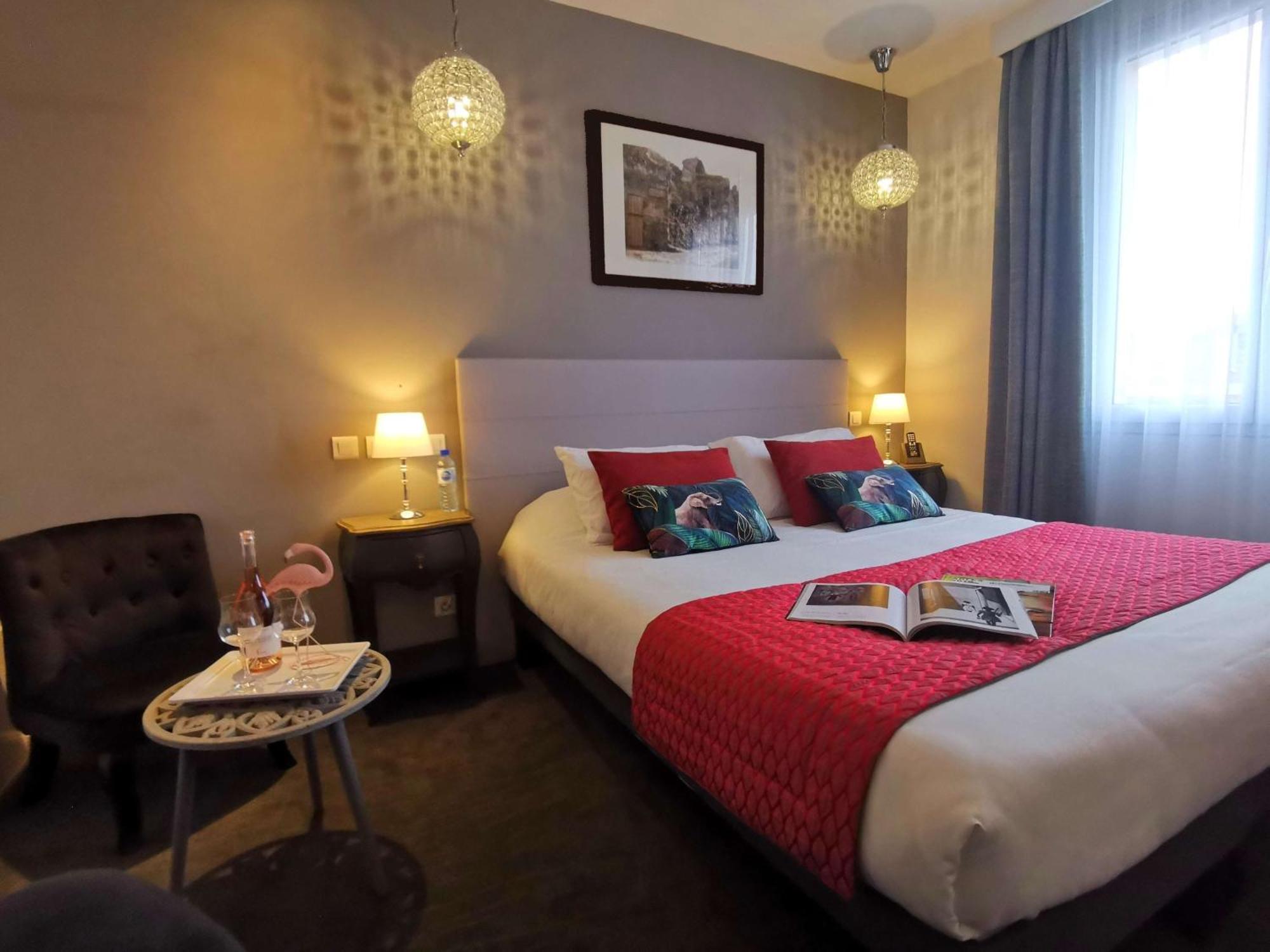 Brit Hotel Acacias Arles Dış mekan fotoğraf
