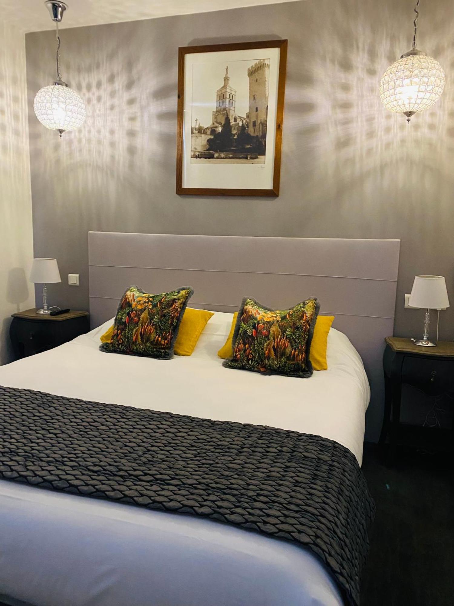 Brit Hotel Acacias Arles Dış mekan fotoğraf